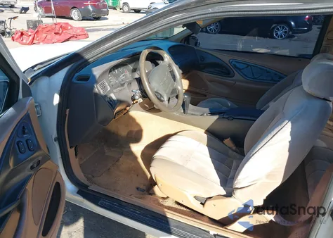 1996 Ford Thunderbird Lx z USA, uszkodzony, nr VIN 1FALP6244TH184303